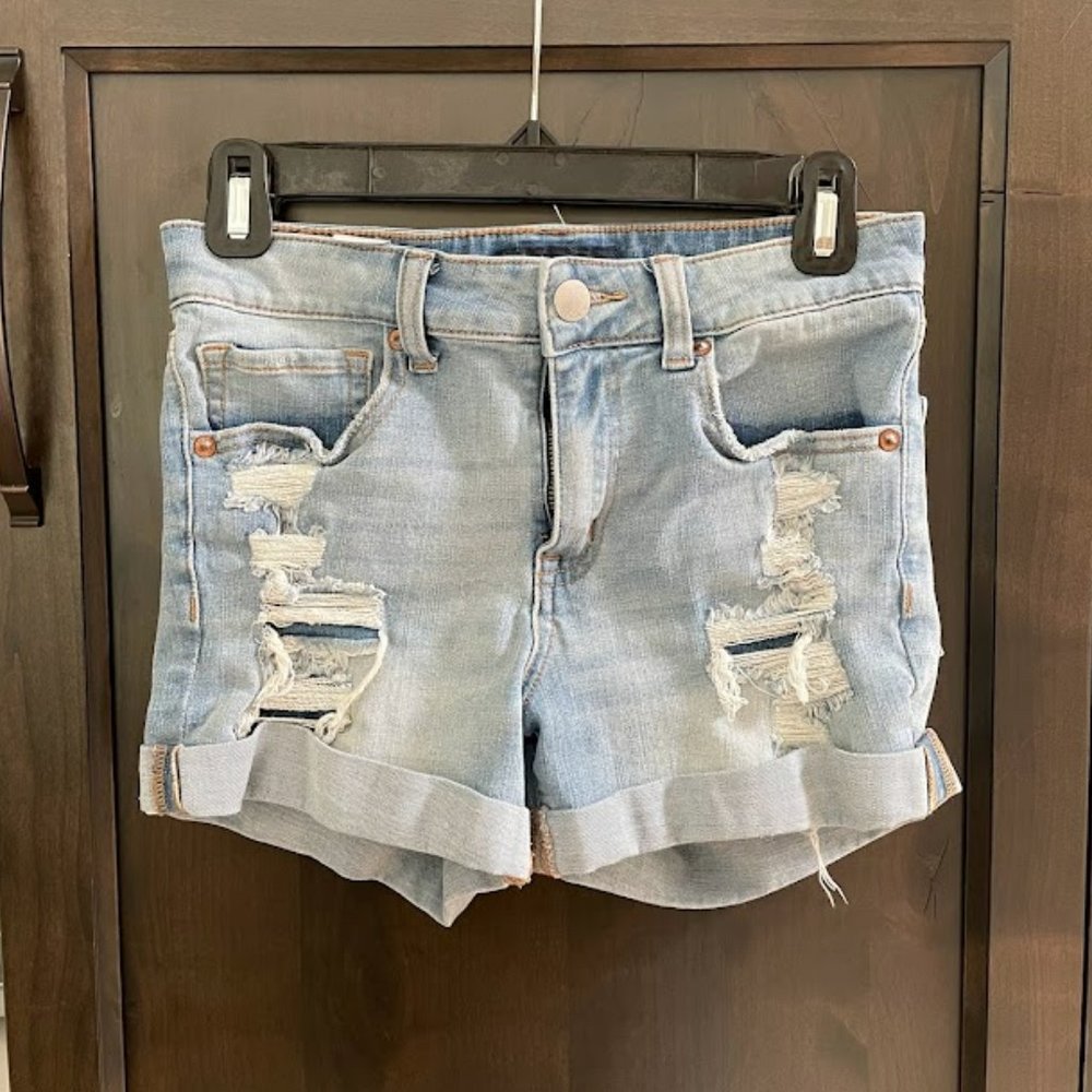 Aeropostale High Rise Light Wash Faux Ripped Shorts